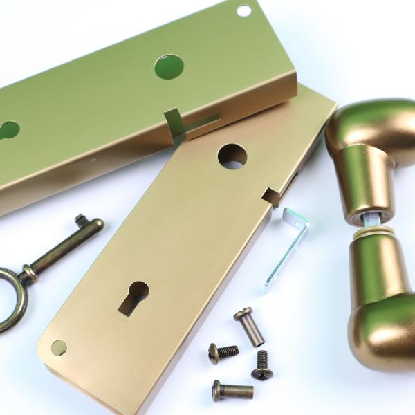 Serratura per porte a soffietto con pomelli in alluminio