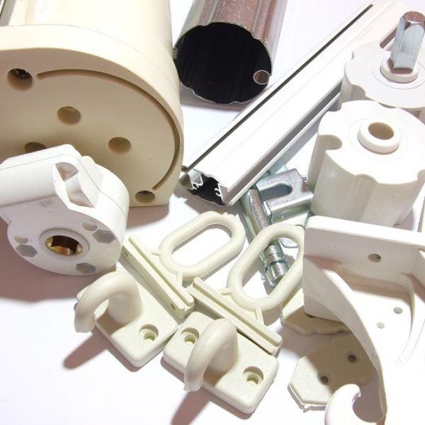 Kit 7000 con rullo, cassonetto da 70 mm e accessori vari